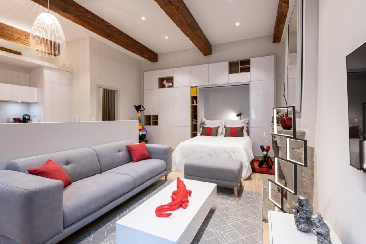Altai Annecy Rent Lodge Exteriör bild